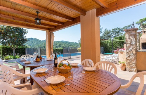 Puigventos Villa | 2CIP01-10pax - House for up to 10 people with private pool in a quiet location