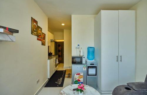 Syokimau Apartment | 2Guests 24hr Check-in Close to Airport SGR