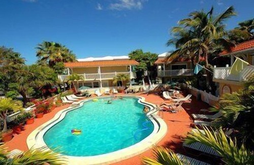 Bradenton Beach Hotel | 2nd floor hotel room. NO PETS