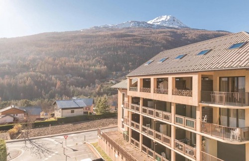 Forville Apartment | 2nd floor, view mountain, balcony, tv, 36m², Serre Chevalier