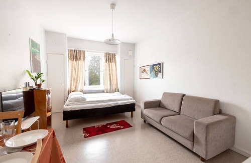 Etu-Toolo Apartment | 2ndhomes Bright & Compact Studio Apt