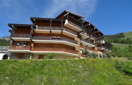 Mont-de-Lans Apartment | 2P spacieux avec balcon, proche des pistes, animaux acceptés - FR-1-516-60