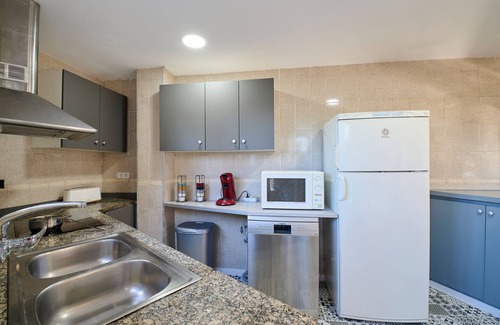 Lloret Blau Villa | 2TOR18 - Cozy house with private pool in a residential area.