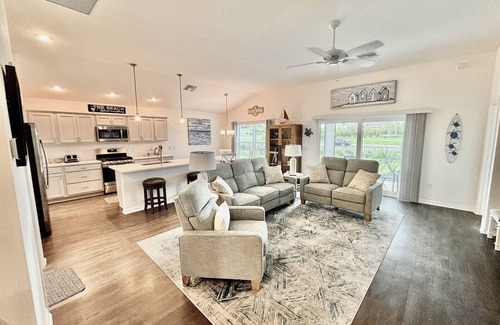 Okahumpka House | 3/2 in The Village of Lake Denham