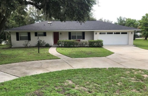 Cypress Gardens House | 3/2 kid friendly home, only minutes to Legoland.
