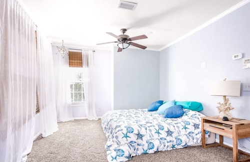 Neptune Beach House | 3/2 Pool Home - 2 blocks from bch - w/ Golf Cart!