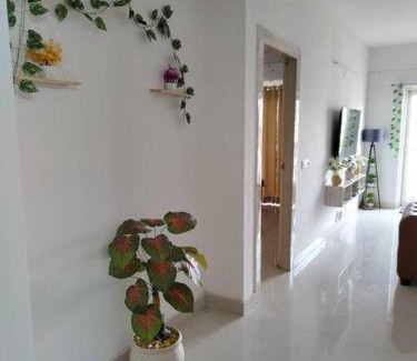 Greater Noida Apartment | 3.5 BHK spacious Flat near Gaur City Noida