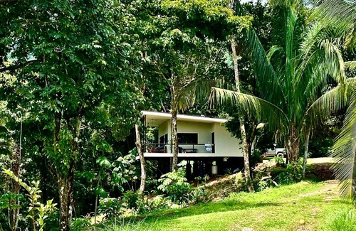 Dominicalito House | 3-bdrm house in Dominicalito, walking distance waterfalls, the beach, yoga, cafe