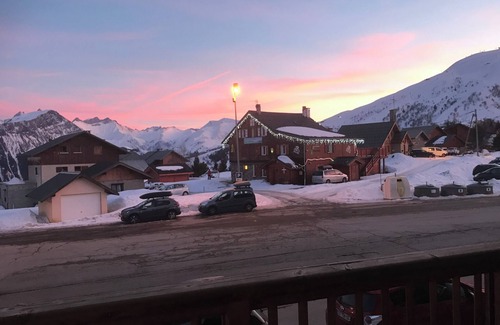 Villarembert Apartment | 3-Bed Ski Apartment, Pool, U/G Parking, Sleeps 8