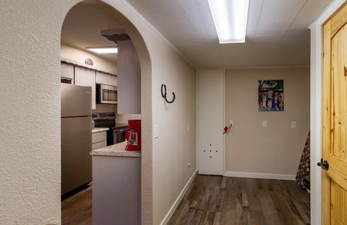 Pryor House | 3 Bed 1 Bath Home Conveniently located in the heart of Pryor