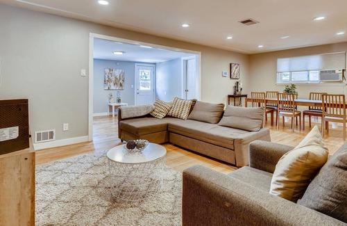 Barths House | 3 Bed, 2 Bath Home Minutes From Downtown Denver