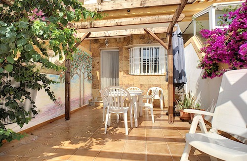 Lo Pagan Ski Chalet | 3 Bed refurbished house with air con and shared pool 5 mins walk to Mar Menor