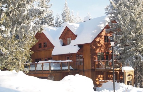 Rossland House | 3 Bedroom, 2.5 Bath Condo at Red Resort