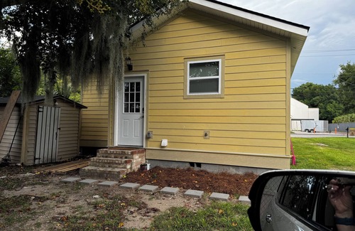Thunderbolt House | 3-bedroom/2 Bath house in charming Thunderbolt, GA. Come and enjoy your stay.