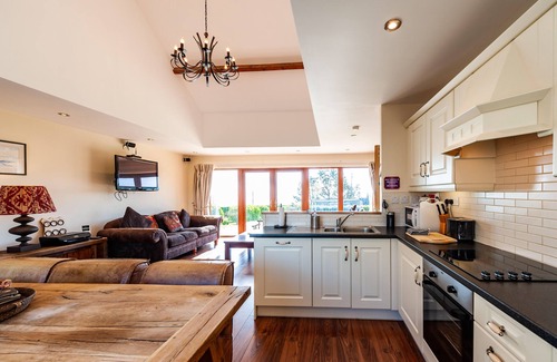 Kinsale House | 3 BEDROOM , 2 BATH Sleeps 8 - WILD ATLANTIC WAY, WITH OCEAN VIEWS ,KINSALE, CORK