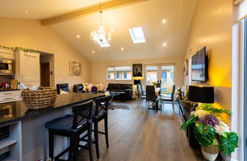 Otterburn Cabin | 3 Bedroom 2 bathroom luxurious lodge with hot tub stunning Northumberland
