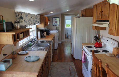 Siasconset House | 3 bedroom, 2 bathroom newly renovated in the heart of Sconset with new HVAC