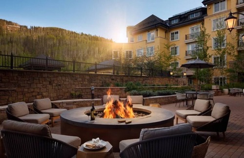 Vail Villa | 3 bedroom 3.5 bath villa in wonderful Vail with ski-in ski-out