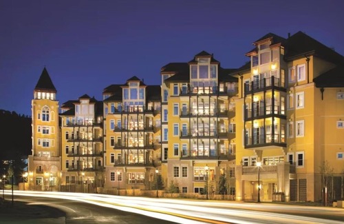 Vail Villa | 3 bedroom 3.5 bath villa in wonderful Vail with ski-in ski-out