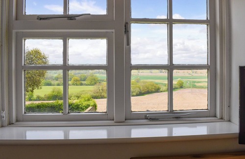 Ewhurst Green Cottage | 3 bedroom accommodation in Ewhurst Green, near Robertsbridge