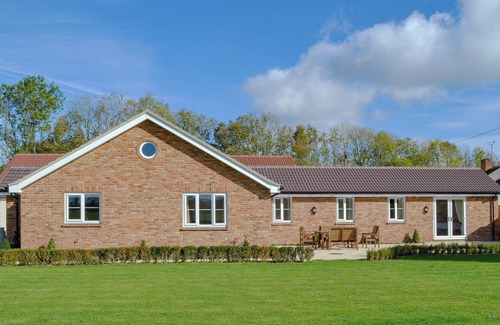 Chute Forest Cottage | 3 bedroom accommodation in Faberstown, near Andover