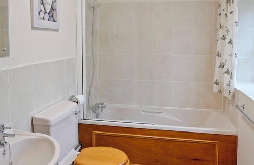 West Compton Cottage | 3 bedroom accommodation in Uploders, near Bridport