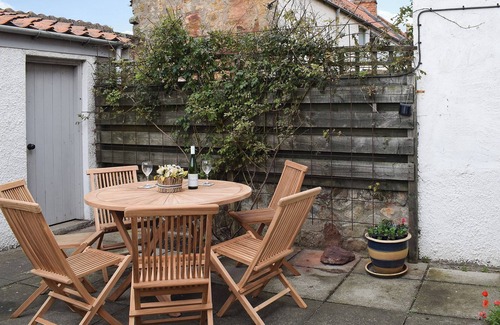 Anstruther Cottage | 3 bedroom accommodation in Cellardyke, near Anstruther