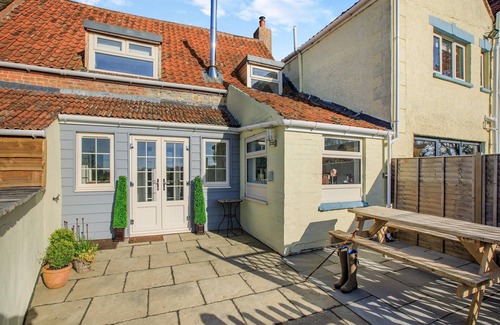 Northmoor Green Cottage | 3 bedroom accommodation in Westonzoyland, near Bridgwater