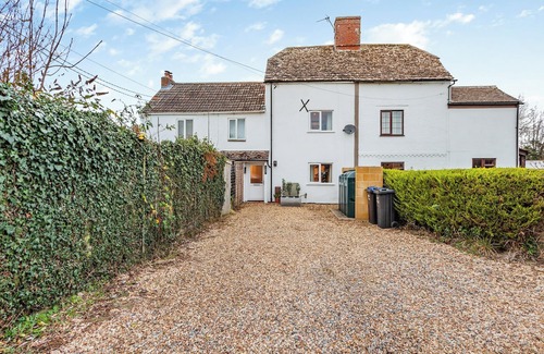 Trowbridge Cottage | 3 bedroom accommodation in West Ashton, near Trowbridge