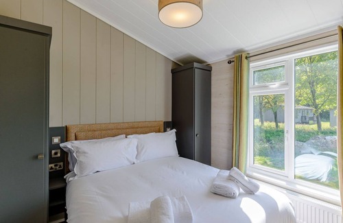 Newton Grange Cabin | 3 bedroom accommodation in Ashbourne
