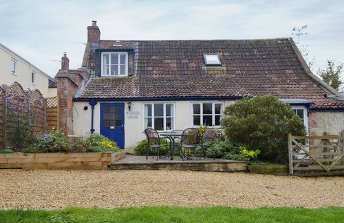 Highbridge Cottage | 3 bedroom accommodation in Mark, Highbridge