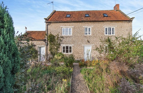 Wrelton Cottage | 3 bedroom accommodation in Wrelton, near Pickering