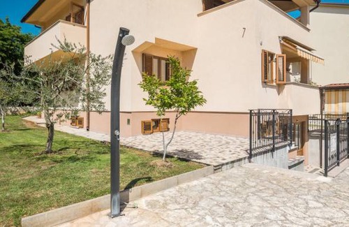 Kadumi House | 3 bedroom accommodation in Porec