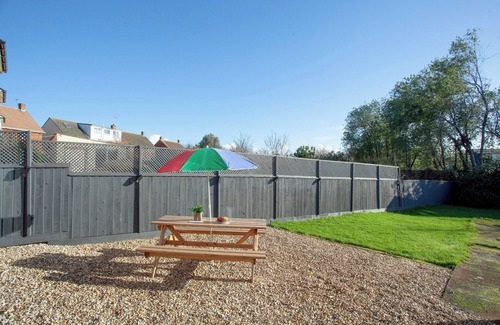 Exmouth Cottage | 3 bedroom accommodation in Exmouth