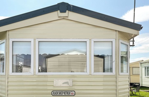 Rhyl Cottage | 3 bedroom accommodation in Rhyl, near Towyn