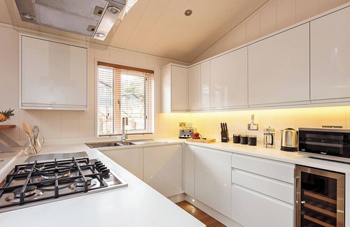 Ryde Ski Chalet | 3 bedroom accommodation in Wootton Bridge, Nr Cowes