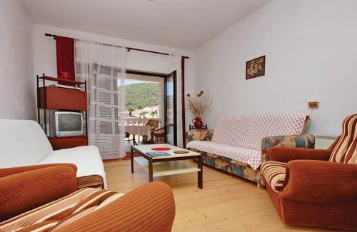 Brna House | 3 bedroom accommodation in Brna