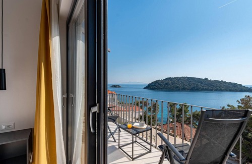 Blato House | 3 bedroom amazing home in Blato