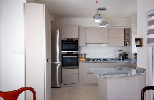 Nungua Apartment | 3-bedroom Apartment in Tema - Chez Akwasi