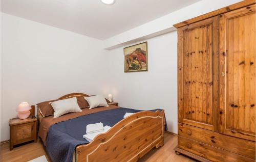 Jurdani House | 3 Bedroom Awesome Home In Jurdani