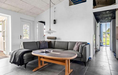Nr. Lyngby House | 3 Bedroom Beautiful Home In Løkken