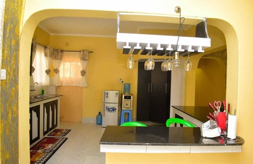 Nakuru House | 3-bedroom bungalow in brilliant Nakuru with Highspeed WiFi & Top-Notch Security.