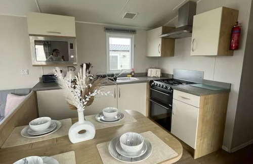 Morecambe Apartment | 3 Bedroom Caravan in Heysham