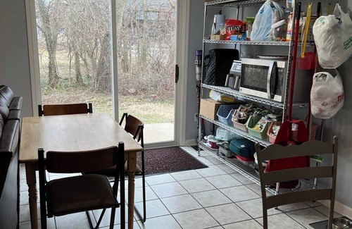 Holland Condo | 3-bedroom condo in welcoming Holland with AC, fitness room, WiFi