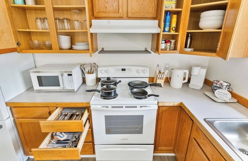 Sedro-Woolley House | 3-bedroom cozy getaway home