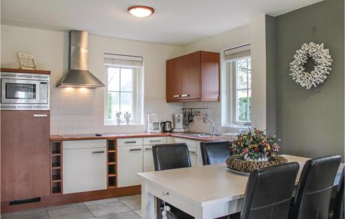 Wemeldinge House | 3 Bedroom Cozy Home In Wemeldinge