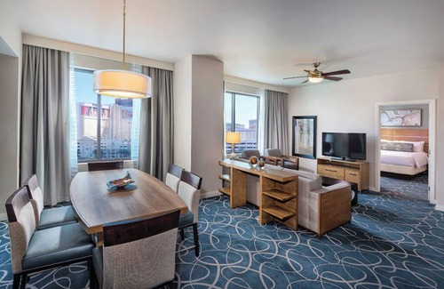 Las Vegas Resort | 3 Bedroom Deluxe Condo w/Kitchen, Las Vegas, Margaritaville, Desert Blue Resort