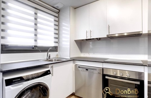 Las Lagunas Apartment | 3 bedroom Flat in Mijas suite with pool and parking