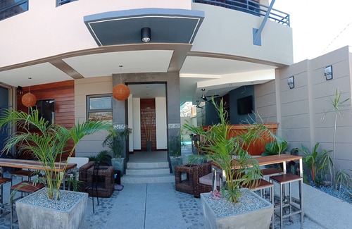 San Narciso House | 3 bedroom Garden Villa