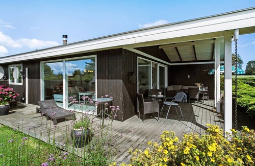 Pøt Strandby House | 3 bedroom gorgeous home in Juelsminde